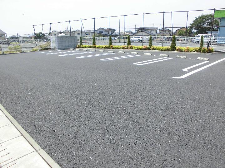 14/22 駐車場