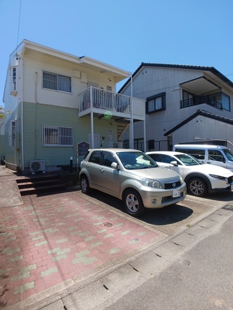 14/20 駐車場