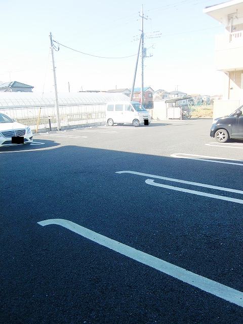 14/22 駐車場
