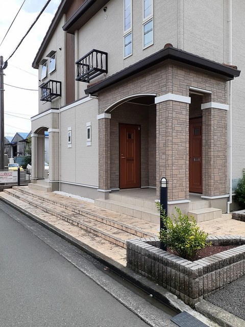 14/19 エントランス