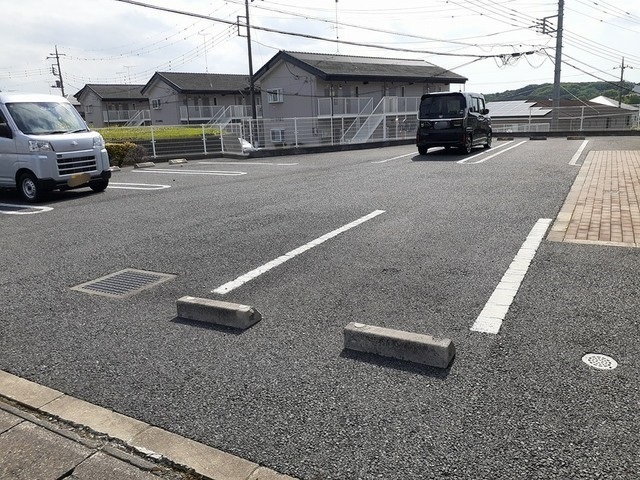 14/20 駐車場