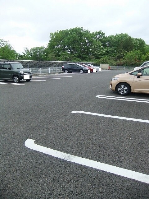 14/20 駐車場