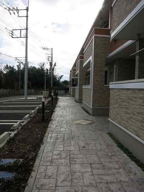 14/23 エントランス