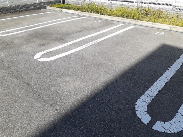 14/20 駐車場