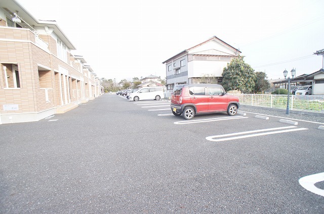14/20 駐車場
