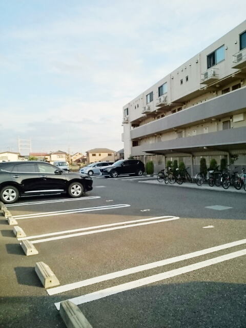 14/22 駐車場