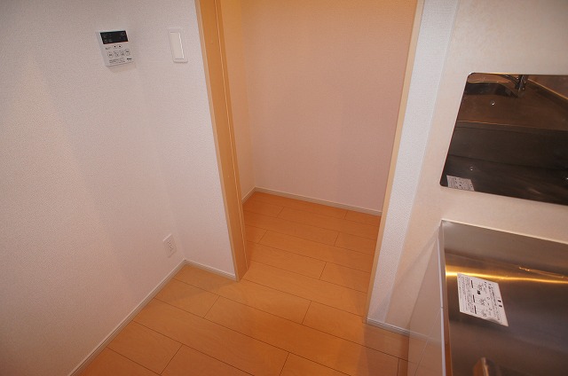 14/22 エントランス