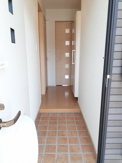 5/22 玄関