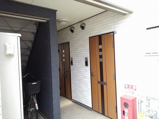 14/20 エントランス