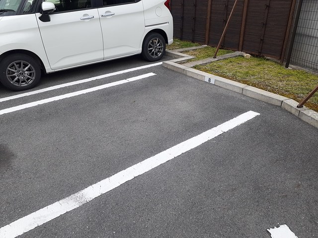 14/20 駐車場