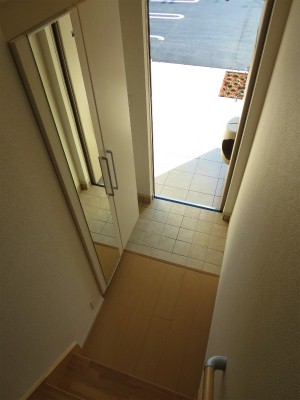 5/20 玄関