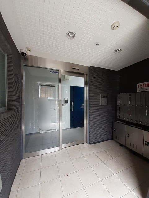 14/22 エントランス