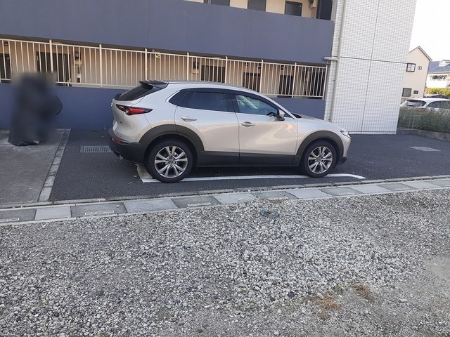 2/10 駐車場