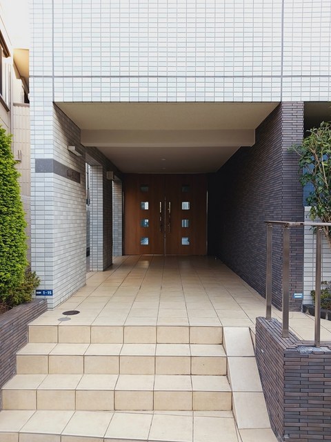 2/8 エントランス