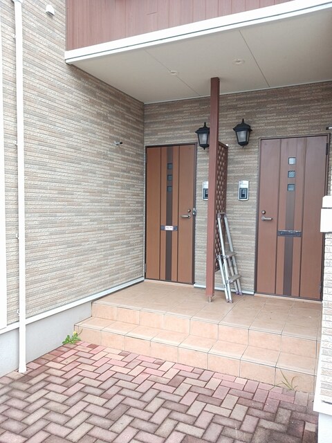 13/20 エントランス