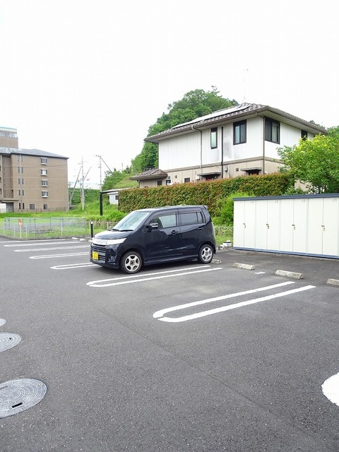 14/20 駐車場
