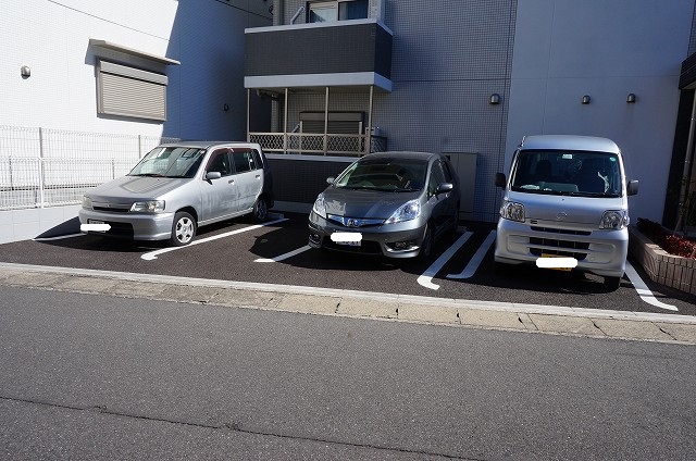 14/20 駐車場