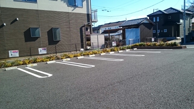 14/20 駐車場