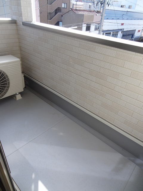13/20 バルコニー
