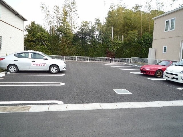 14/20 駐車場