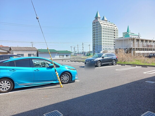 2/5 駐車場