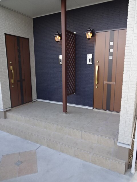 14/23 エントランス