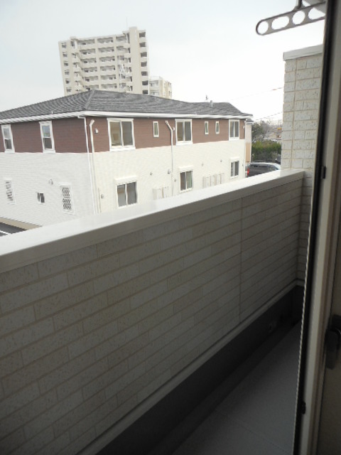 13/16 バルコニー