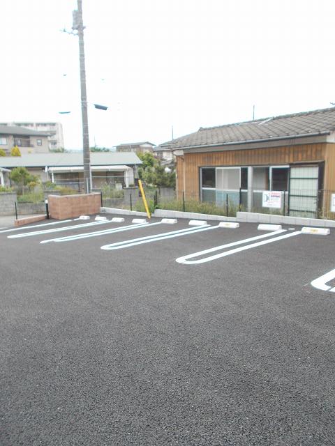 Ｌａ　Ｌｕｃｅ．Ｓ．Ⅴ駐車場