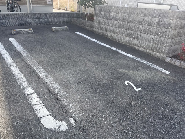 14/19 駐車場