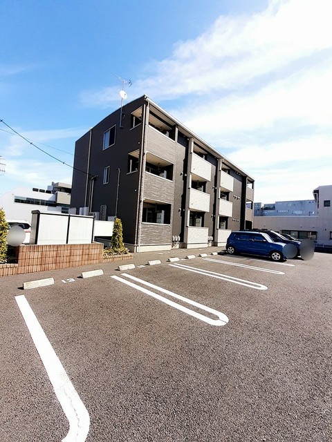 14/20 駐車場