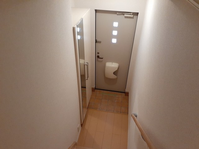 8/25 玄関