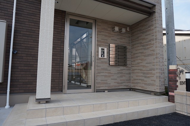 13/20 エントランス