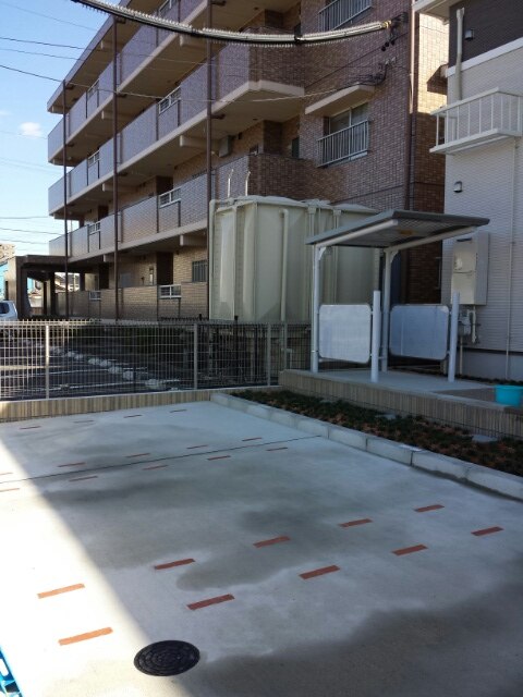 22/30 駐車場