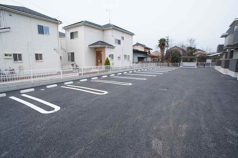 14/20 駐車場
