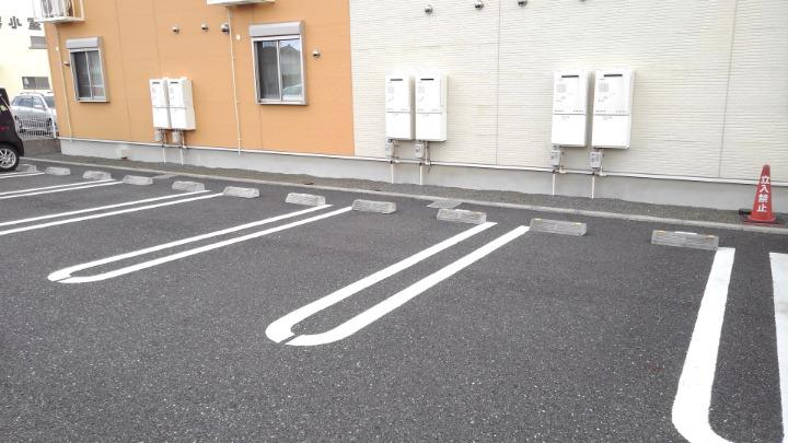 14/20 駐車場