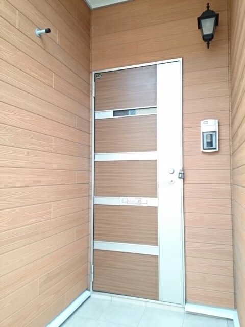 14/20 エントランス