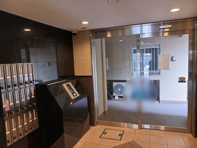 14/20 エントランス