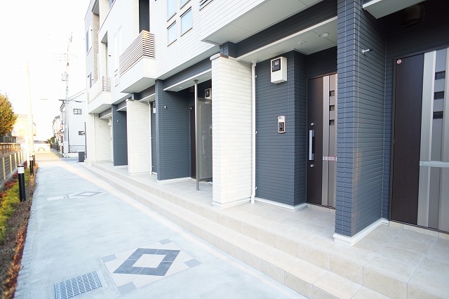 13/20 エントランス