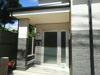 14/20 エントランス