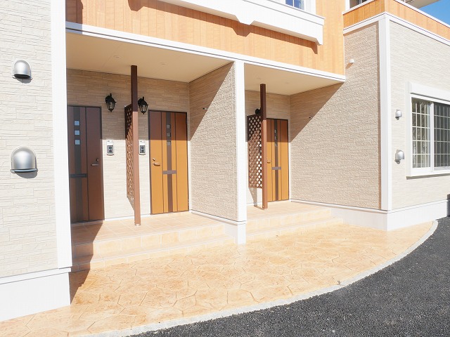 13/20 エントランス