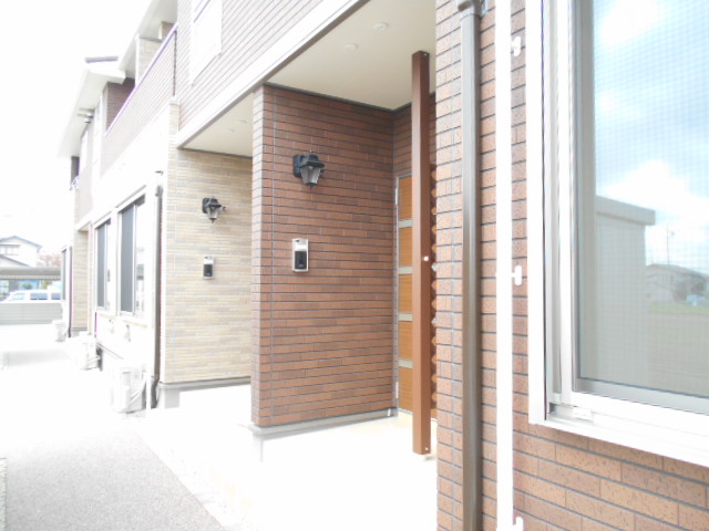 13/23 エントランス