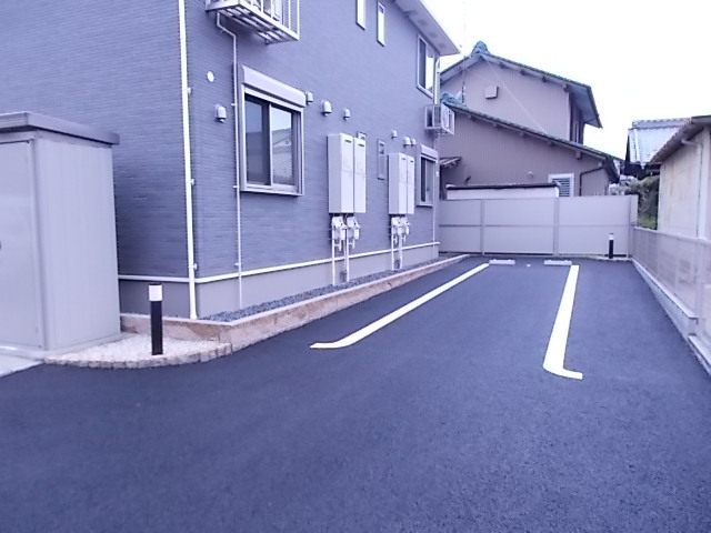 14/20 駐車場