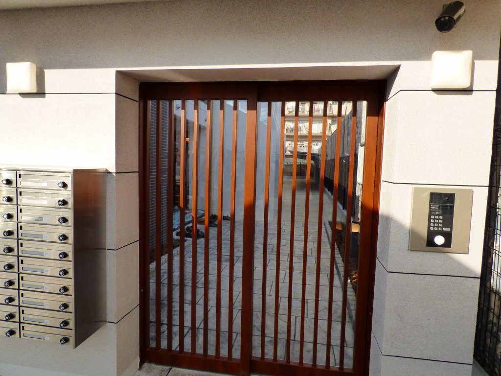 13/20 エントランス