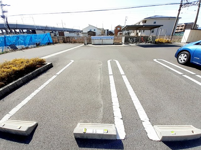 14/20 駐車場
