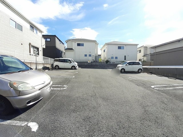 14/20 駐車場
