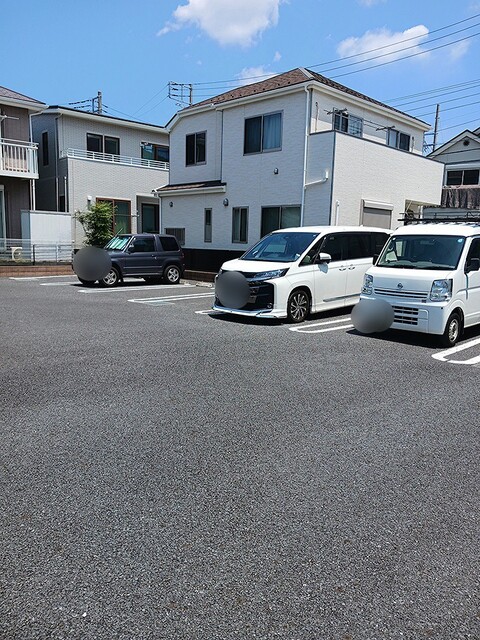 14/20 駐車場