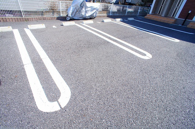 14/20 駐車場
