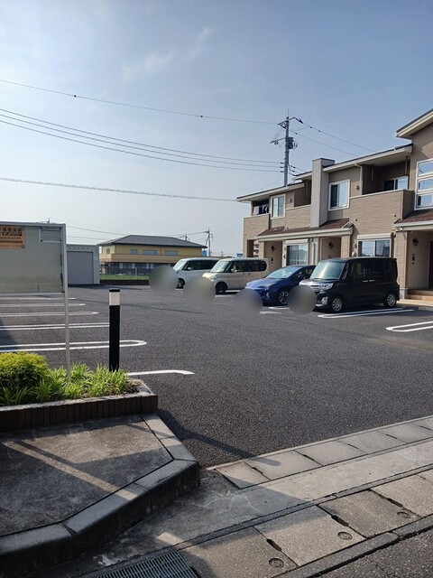 14/20 駐車場