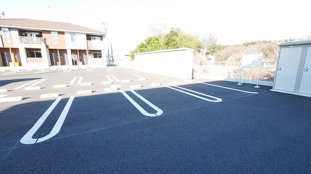 14/20 駐車場
