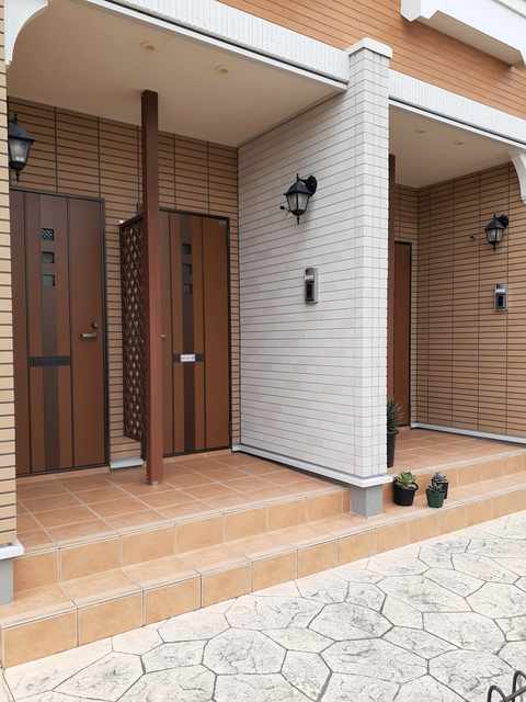 14/20 エントランス